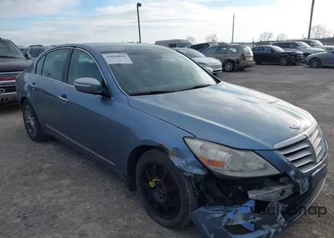 2009 Hyundai Genesis 4.6 z USA, uszkodzony, nr VIN KMHGC46F09U040301